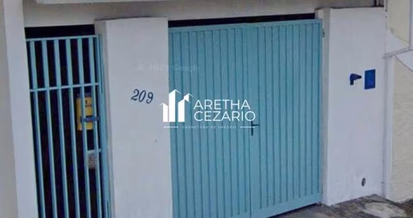 Casa com 02 Dormitórios sendo uma suíte à venda, 138m² por R$ 260.000 - Esplanada Santa Terezinha - Taubaté - SP