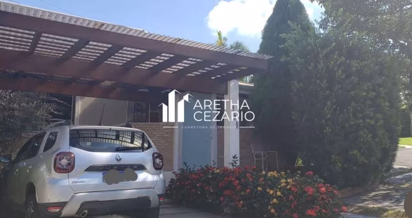 Casa em Condomínio com 03 dormitórios sendo uma suíte - 170m² - Condomínio Hípica Pinheiro  - Taubaté - SP