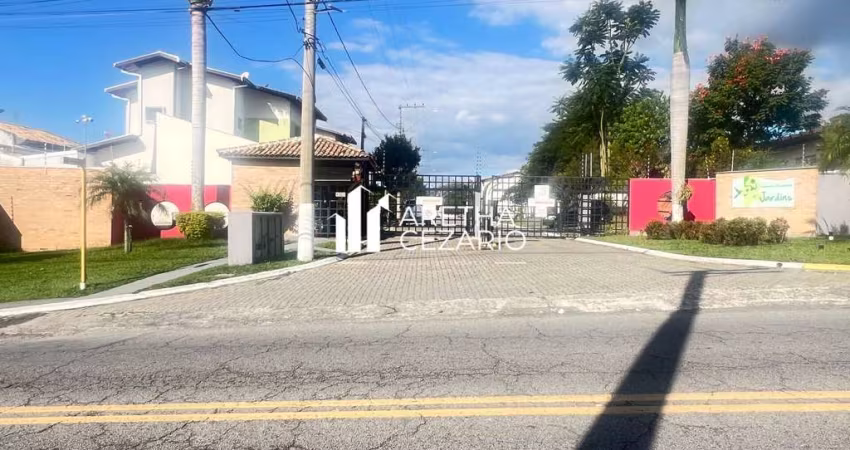 Sobrado de 03 Dormitórios sendo uma suíte à venda no Condomínio Residencial Jardins - Taubaté - SP