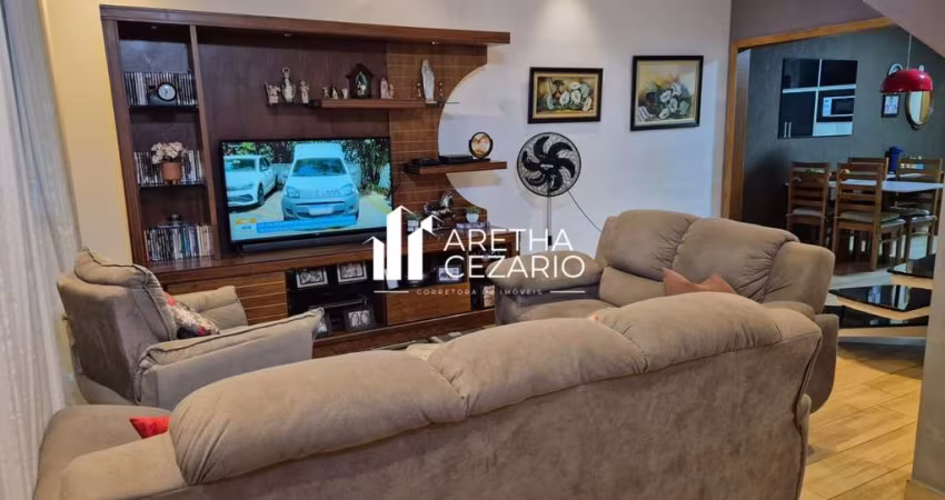 Sobrado com 03 Dormitórios sendo uma suíte à venda, 144m² por R$ 550.000 - Bosque Flamboyant - Taubaté - SP