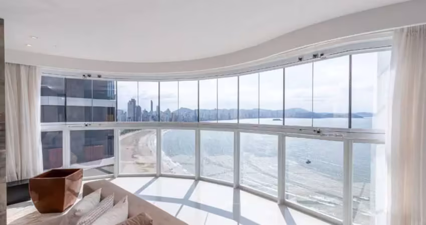 Apartamento com 3 quartos para alugar na Avenida Atlântica, 5720, Centro, Balneário Camboriú