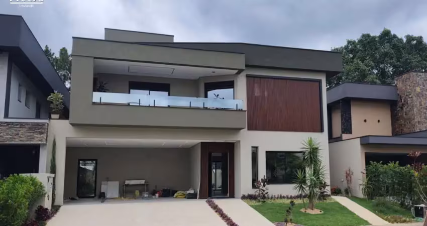 Casa com 4 suítes com planejados - condomínio jardim do golfe 1 - avalia permuta! mande sua proposta!