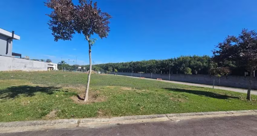 Condomínio colinas do paratehy norte, terreno com 680,54m2, lote de  esquina no urbanova