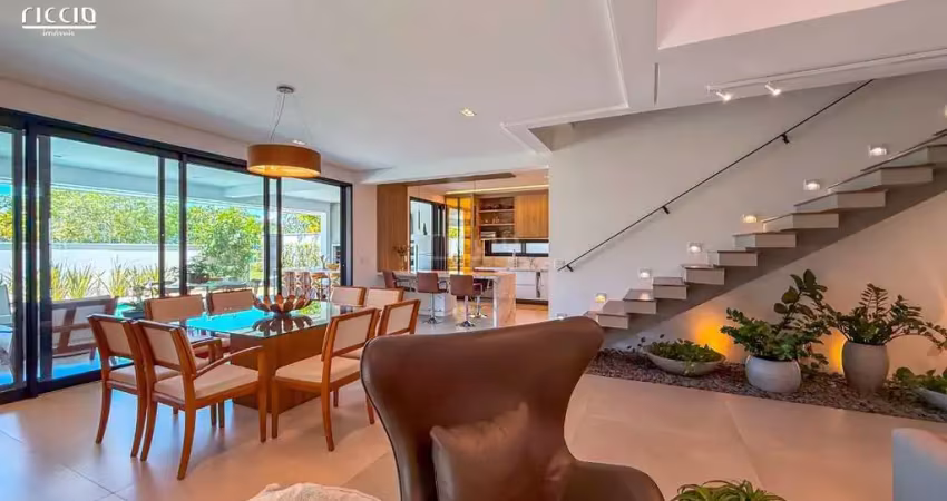 Sobrado luxuoso - muita privacidade - 480 m² útil - 3 suítes (*sala revers. 4º suíte) + escritório. cond. jardim do golfe 3 - com elevador 4  vagas
