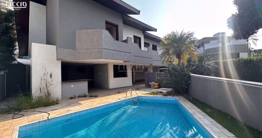 Residência de Alto Padrão no Condomínio Aquarius I - 450 m2 Útil e 550 m2 de Terreno - São José dos Campos SP