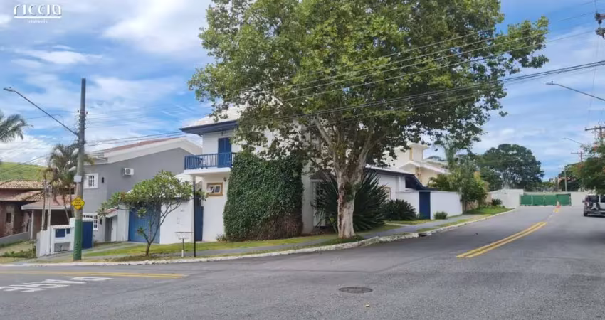 Casa no condominio altos da serra 1, com 4 dormitórios sendo 1 suite