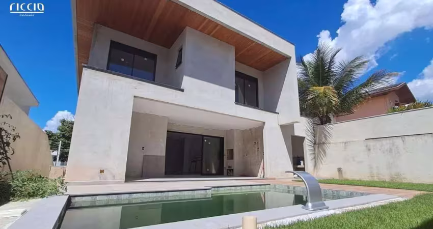 Sobrado em fase final de obra - 3 suítes, área gourmet e piscina