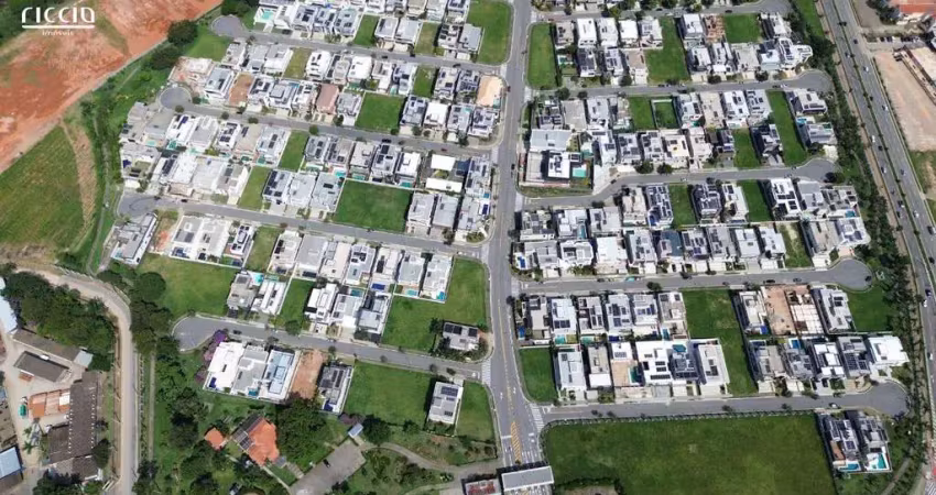 Terreno à venda no cond. jardim do golfe 3 - 700 m² - plano - esquina