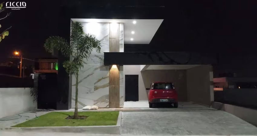 Descubra a oportunidade de viver em uma encantadora casa no Condomínio Fogaça, em Jacareí.