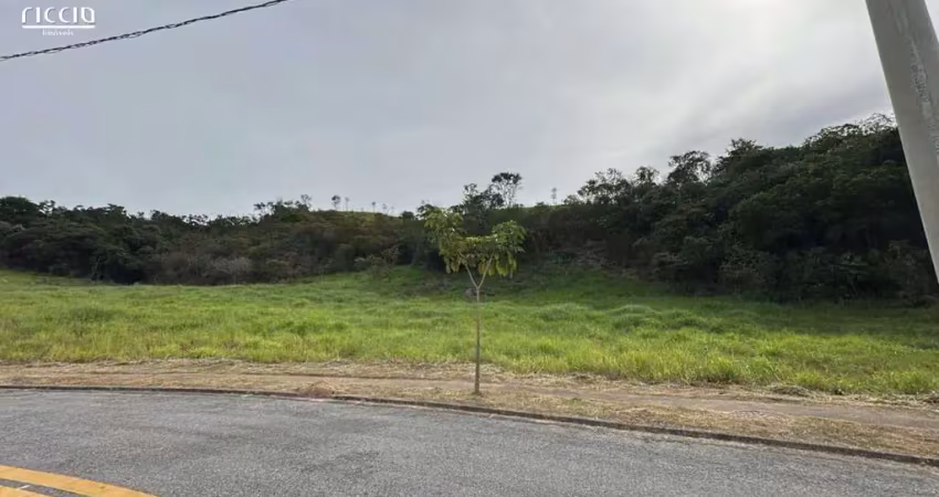 Terreno à venda no recanto da baronesa em sjc com 746m²