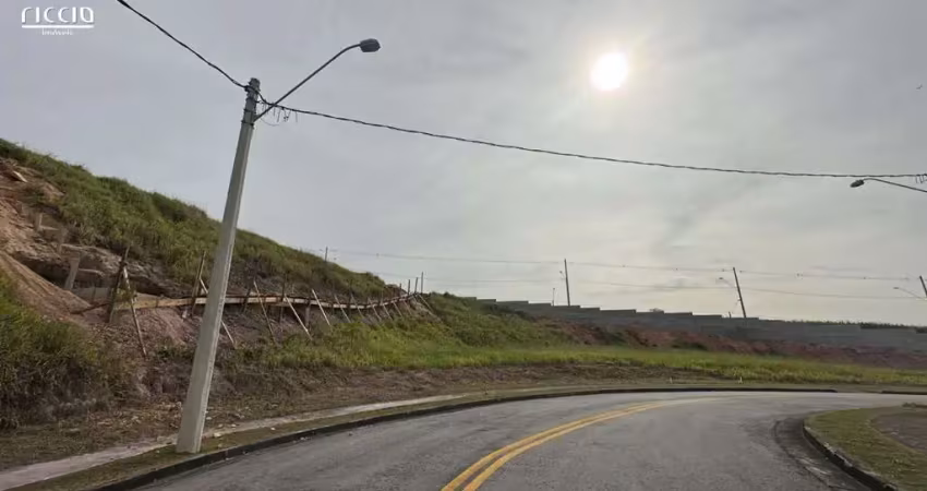 Terreno à venda no recanto da baronesa em sjc com 746m²