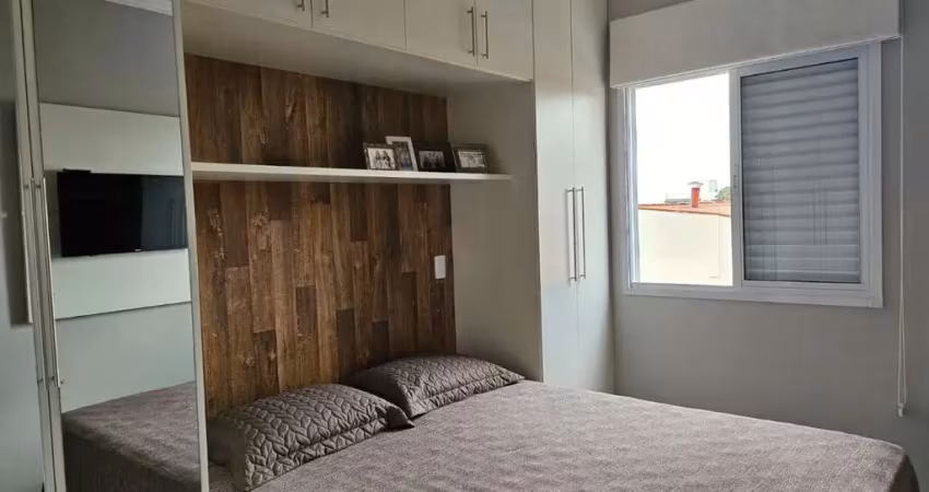 Apartamento com 2 quartos no Bosque dos Eucaliptos