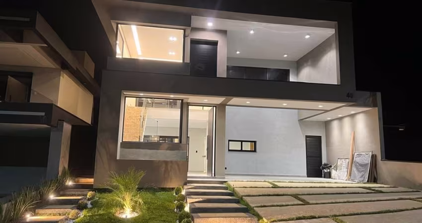Casa de alto padrão para venda no condomínio Santa Mônica com 3 dormitórios, sendo 1 suíte!