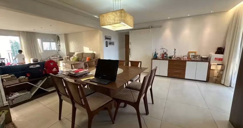 Apartamento à venda na Vila Adyana 3 quartos(1suite) 2 vagas cobertas - 133m2 - Edifício Solar das Rosas