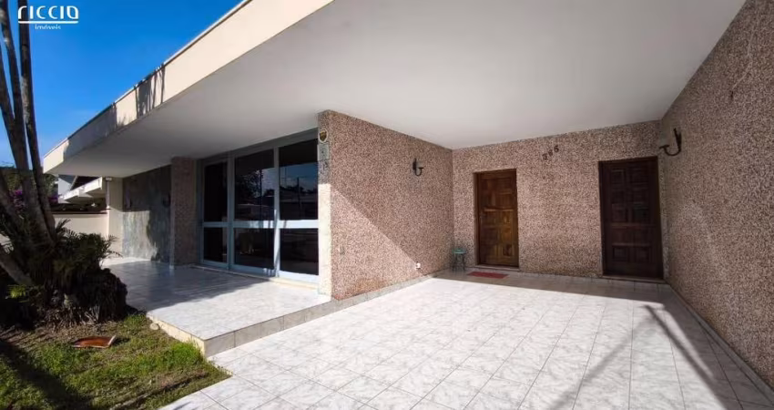 Casa à venda com 900 m² terreno Esplanada