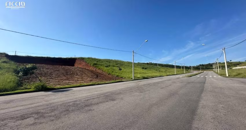 Terreno à Venda com 825,90m2, com Projeto Aprovado em  Condomínio Fechado em São José dos Campos (Zona Sul)