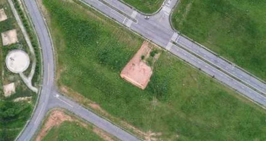 Terreno de 778,85 m² á venda no Condomínio Recanto da Baronesa em São José dos Campos