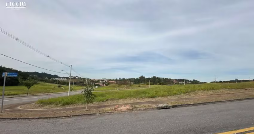 Terreno de esquina à venda com 1058,56 m² no condomínio recanto baronesa em são josé dos campos