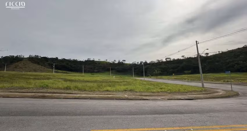 Terreno à venda com 1071,94m² no condomínio recanto baronesa em são josé dos campos.