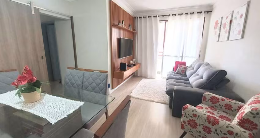 Apartamento com 3 dormitórios à venda  no Parque Industrial em São José dos Campos