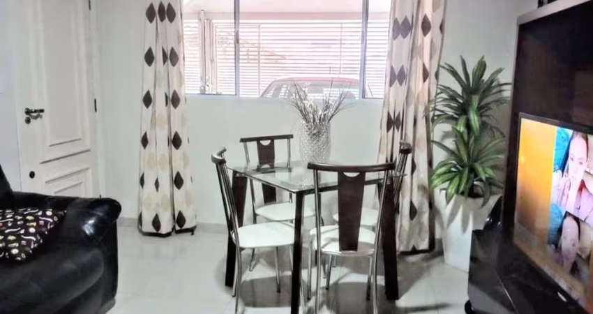 Charmosa casa com 3 dormitórios no Parque Industrial, em São José dos Campos,