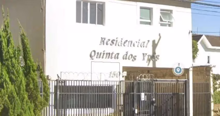 Casa em condominio, 3 dormitórios, sendo 1 suite , sala em 2 ambientes.