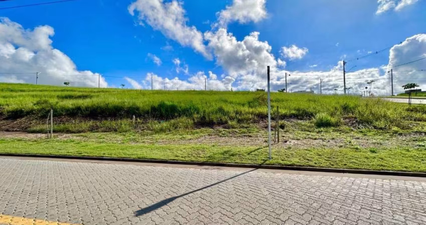 Terreno de Esquina com 853m2 no Terras Alpha Urbanova - São José dos Campos