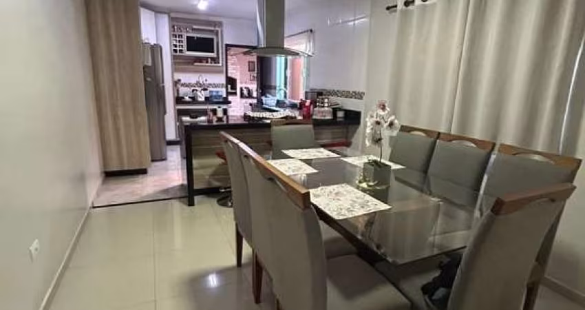 Sobrado a venda localizado no Residencial União, com 3 dormitórios, closet, repleto de planejados!