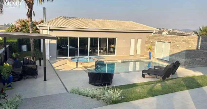 Casa Alto padrão com 3 suítes em Condomínio no Mirante do Vale - Jacareí