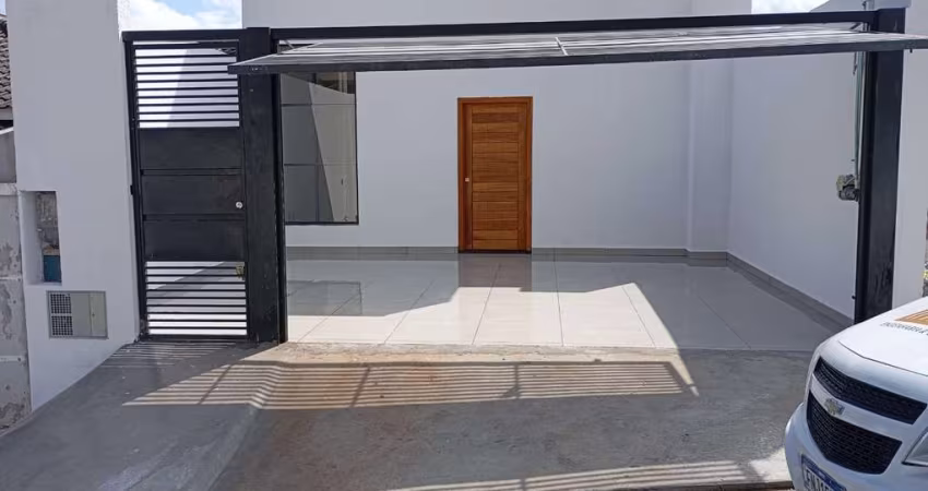 LINDO SOBRADO - SANTA JULIA , 196m2 construídos, terreno de 160m2.
