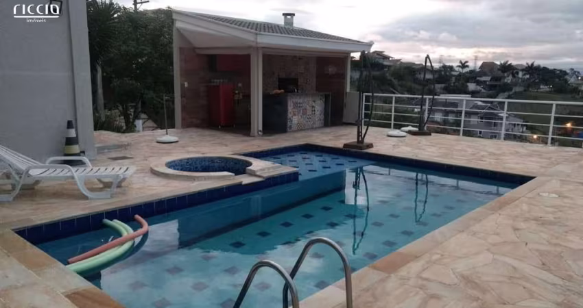 Casa com 4 dormitórios no Condomínio Residencial Mirante do Vale, em Jacareí.