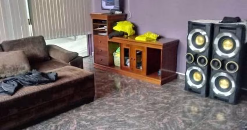 Sobrado com 4 dormitórios no Jardim Santo Onofre em São José dos Campos