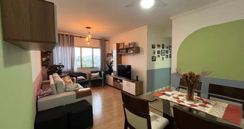 Apartamento AMPLO com 2 dormitórios sendo 1suíte - Vila Adyana em São Jose dos Campos- SP