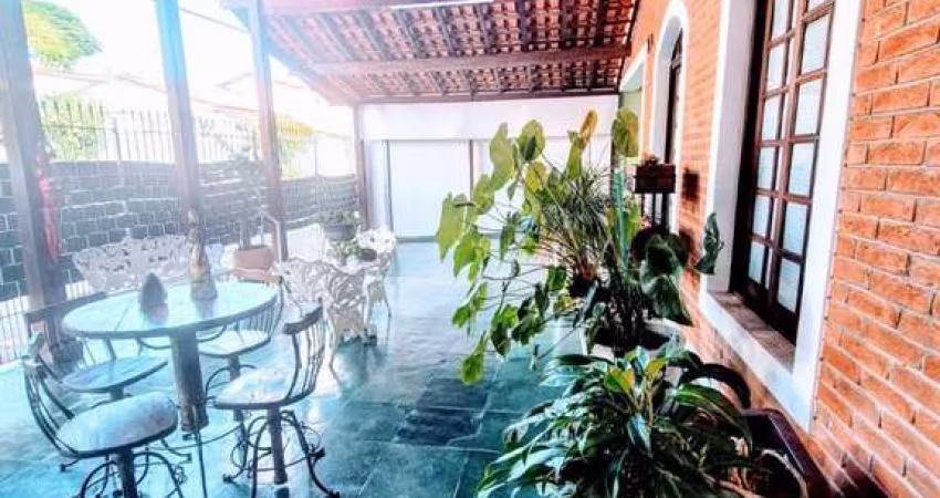 Casa à venda no Bosque dos Eucaliptos