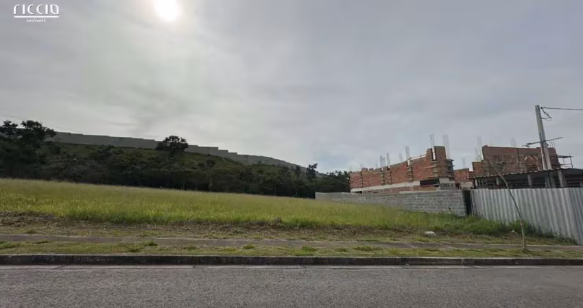Terreno à venda no condomínio recanto da baronesa com 750,14m2, zona sul de são josé dos campos