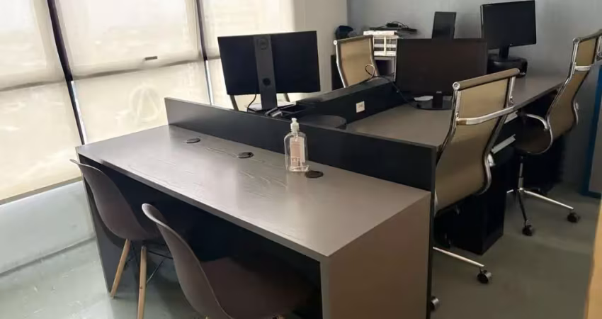 Sala comercial a venda, localizada no centro de são josé, com 49m², 1 vaga de garagem!