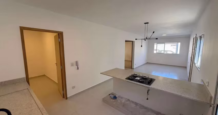 Casa em revitalização de terreno inteiro no jardim das industrias