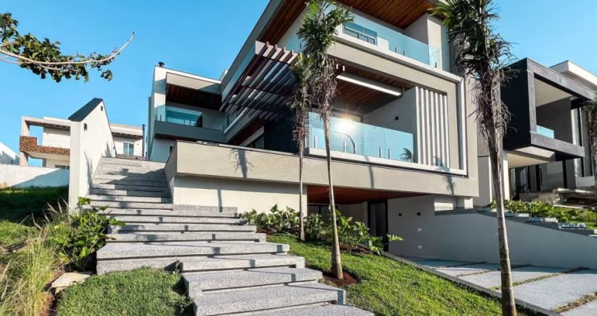 Maravilhoso Sobrado no Alphaville 1 com 3 Pavimentos, 495 m² de construção, academia e lazer