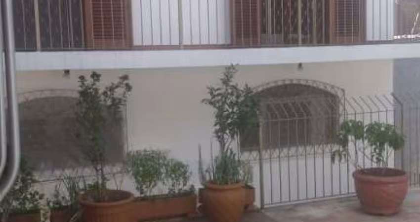 Sobrado no Esplanada, 4 quartos, sendo 1 suíte com hidro e ar condicionado