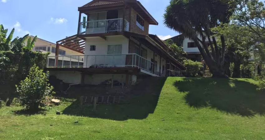 Maravilhoso Sobrado no Condomínio Mirante do Vale em Jacarei SP 600 m² de construção