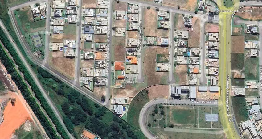 Terreno com fundos com vista para as montanhas - cond. colinas do paratehy com 600 m² em declive