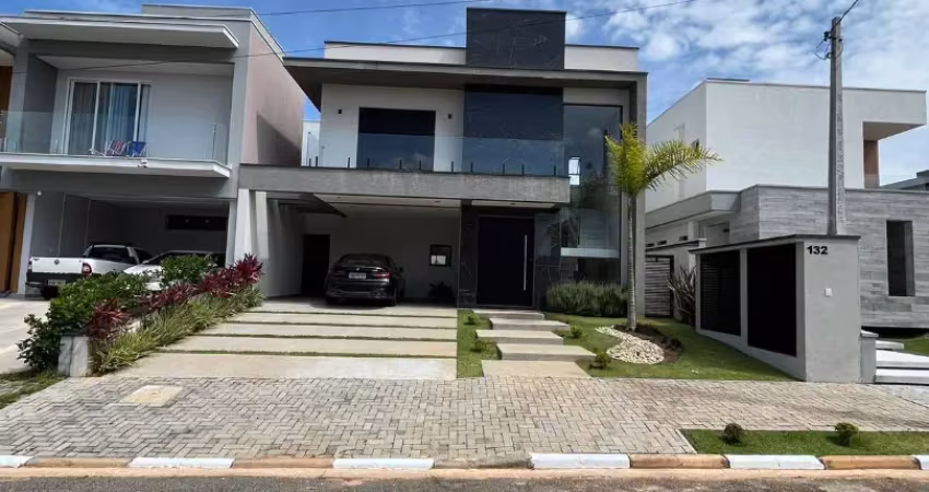 Residência sofisticada com lazer completo, piscina e acabamentos de alto padrão