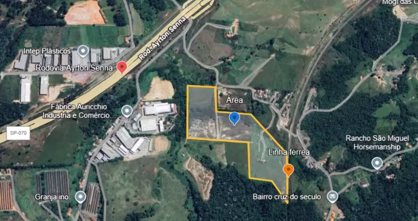 Oportunidade única: área de 100.000 m² com potencial multimodal e frente ferroviária!