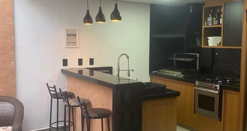 Excelente casa em condomínio em Indaiatuba-SP, 3 dorm. área gourmet