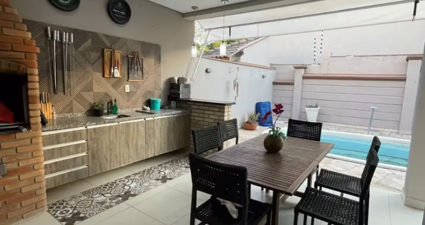 Casa em condomínio de luxo à venda em indaiatuba-sp - 3 quartos, 1 suíte, 2 salas, 3 banheiros, 4 vagas de garagem, 255,00m².