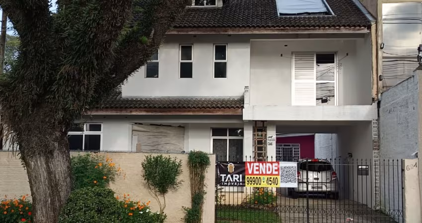 Sobrado Grande e Localização Estratégica (falta acabamento)