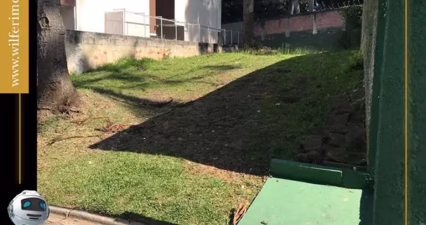 Terreno à venda na Rua Cascavel, 2971, Boqueirão, Curitiba