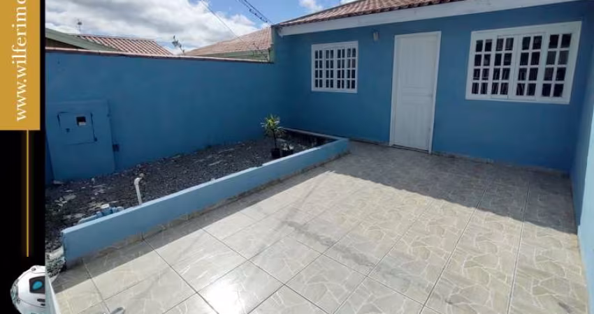 Casa com 3 quartos para alugar na Rua Varsóvia, 63, Rio Verde, Colombo