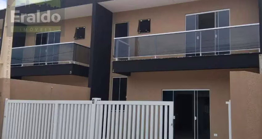 Sobrado em Bom Retiro - Matinhos, PR