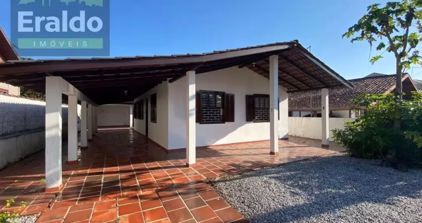 Casa com 3 quartos à venda na Rua Rio Grande do Sul, Pontal do , Praia de Leste, Pontal do Paraná